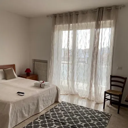 Francesca Bed & Breakfast *